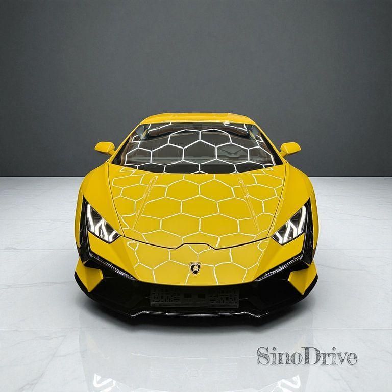 Gelb Gebraucht 2024 Lamborghini Huracán | 268.900 € - Bild 1/4