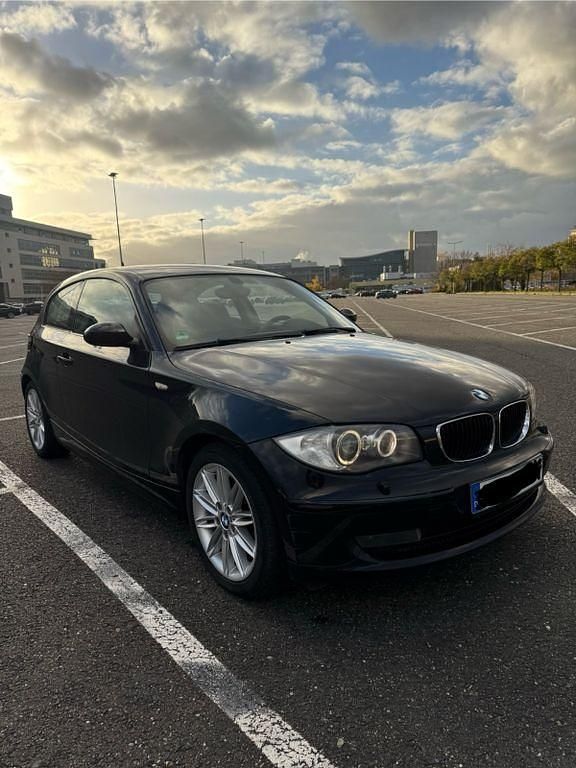 Schwarz Gebraucht 2008 BMW 118 Kleinwagen | 3.500 € (Guter Preis) - Bild 1/4