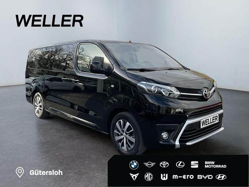 Gebraucht Toyota Proace Verso Team 177 PS (130 kW) 2023 Schwarz Kombi