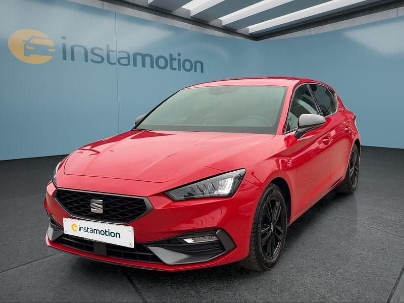 Usata Seat Leon 110 CV (80 kW) 2022 Rosso Utilitaria