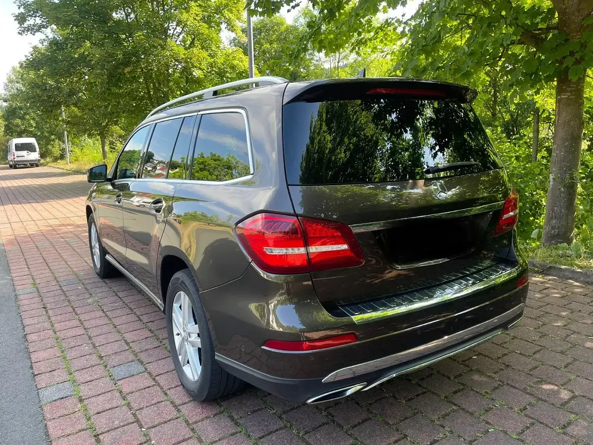 Gebraucht Mercedes GLS350 258 PS (189 kW) 2016 Braun SUV