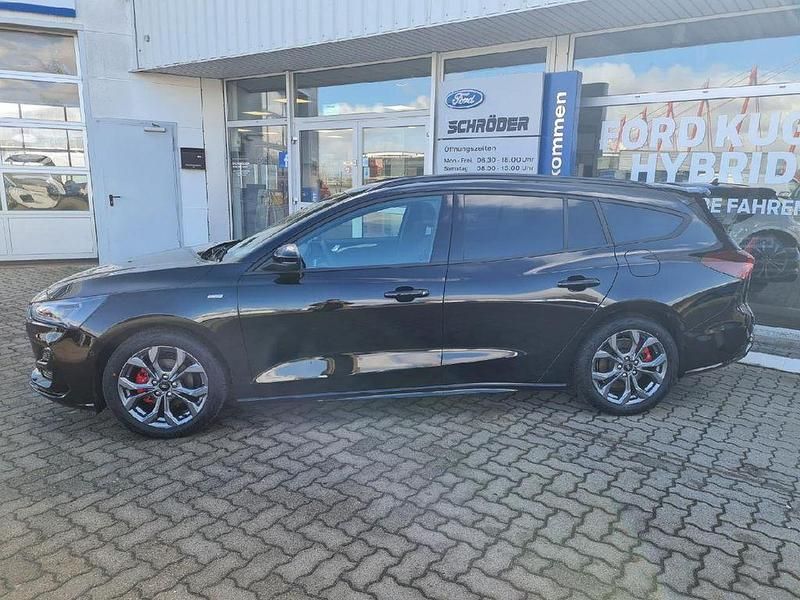 Neu Ford Focus ST-Line X 155 PS (114 kW) 2026 Schwarz Limousine