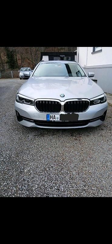 Gebraucht BMW 530 286 PS (210 kW) 2021 Silber Kombi