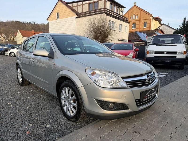 Gebraucht Opel Astra Edition 140 PS (102 kW) 2008 Grau Limousine