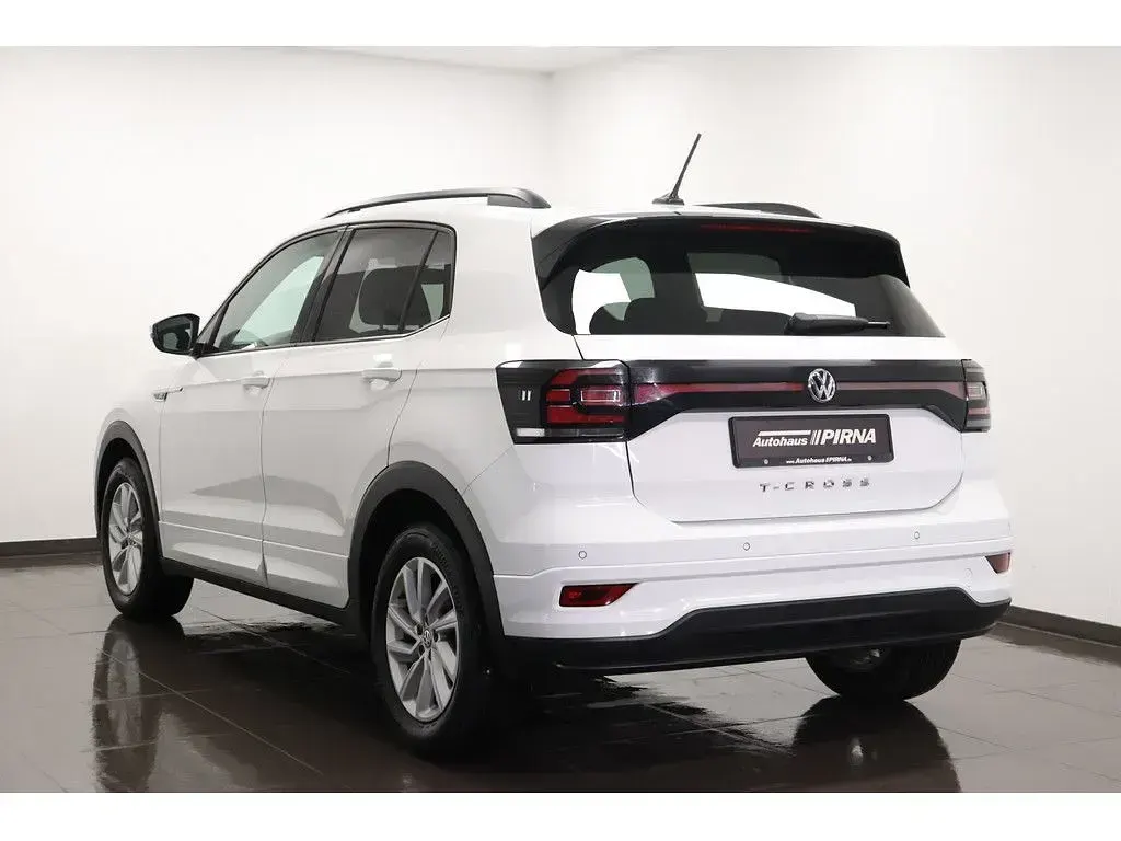 Gebraucht VW T-Cross R-line 116 PS (85 kW) 2020 Pure white SUV