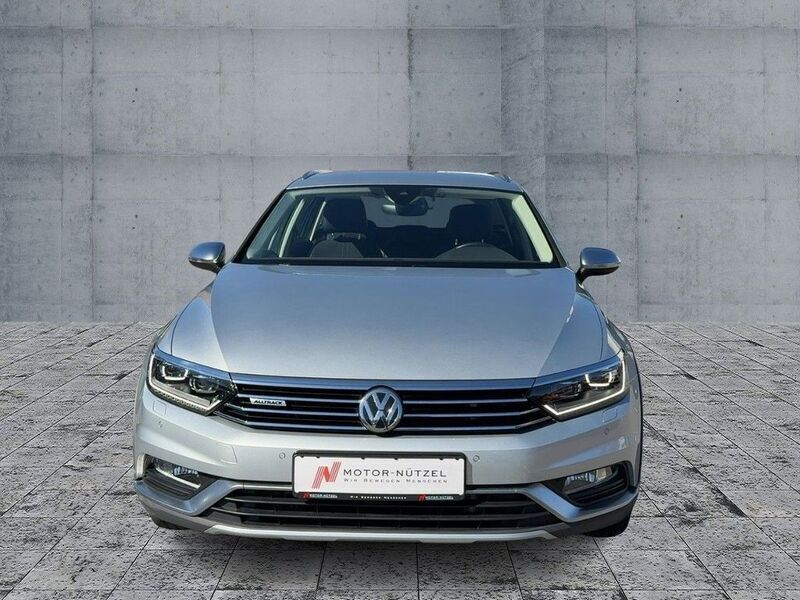 Gebraucht VW Passat Alltrack 220 PS (161 kW) 2017 Silber Kombi