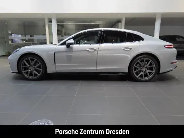 Gebraucht Porsche Panamera 354 PS (260 kW) 2025 Eisgraumetallic (metallic) Kleinwagen