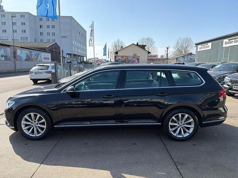 Gebraucht VW Passat Highline 150 PS (110 kW) 2019 Schwarz Kombi