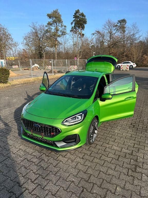Grün Gebraucht 2022 Ford Fiesta ST Limousine | 22.000 € (Fairer Preis) - Bild 1/4