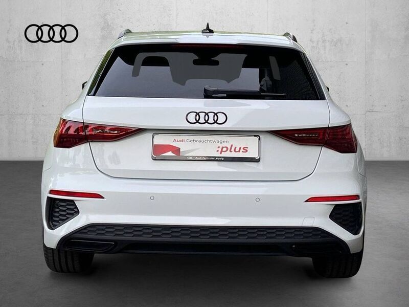 Gebraucht Audi A3 Sportback Business 150 PS (110 kW) 2024 Weiß Kleinwagen