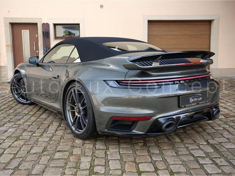 Gebraucht Porsche 911 Turbo S Cabriolet 650 PS (478 kW) 2023 Grün Cabrio