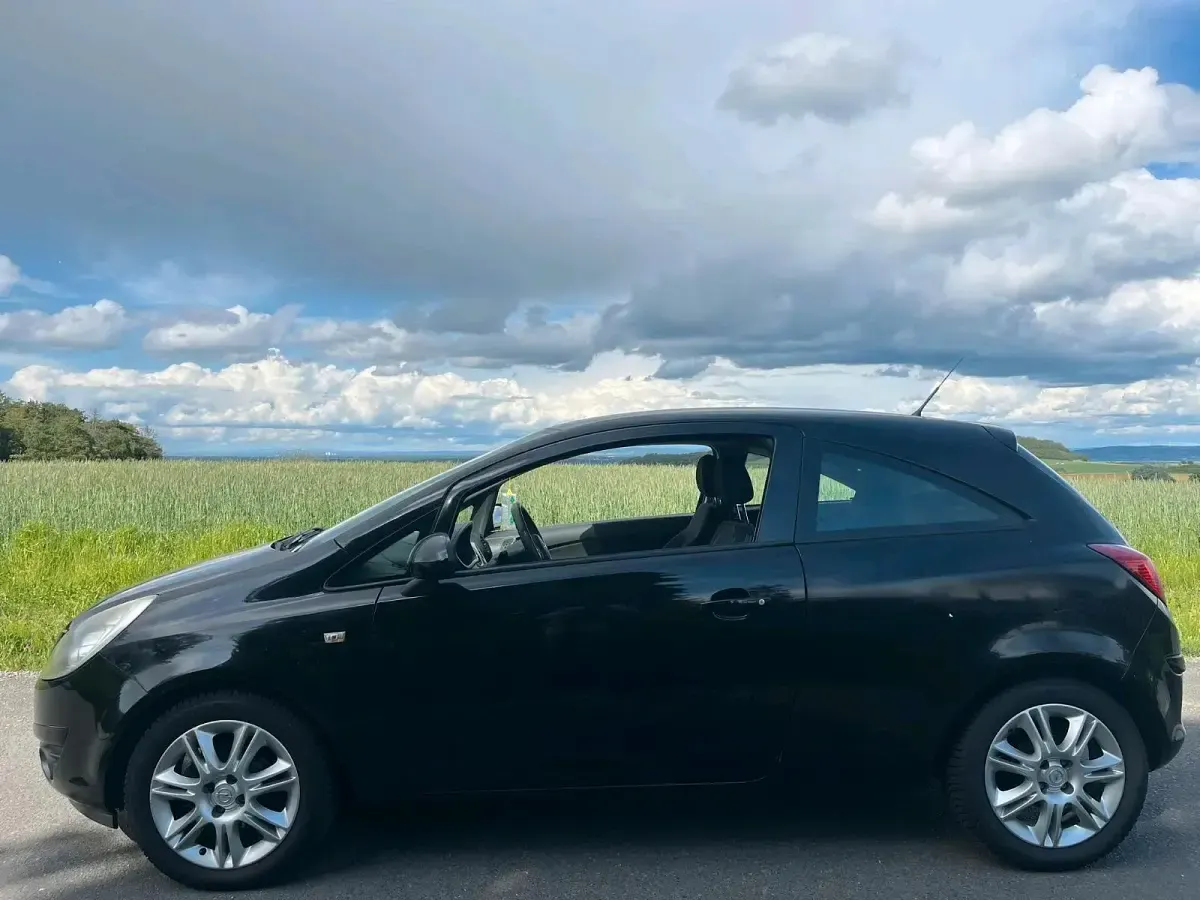 Gebraucht Opel Corsa 75 PS (55 kW) 2008 Schwarz Kleinwagen