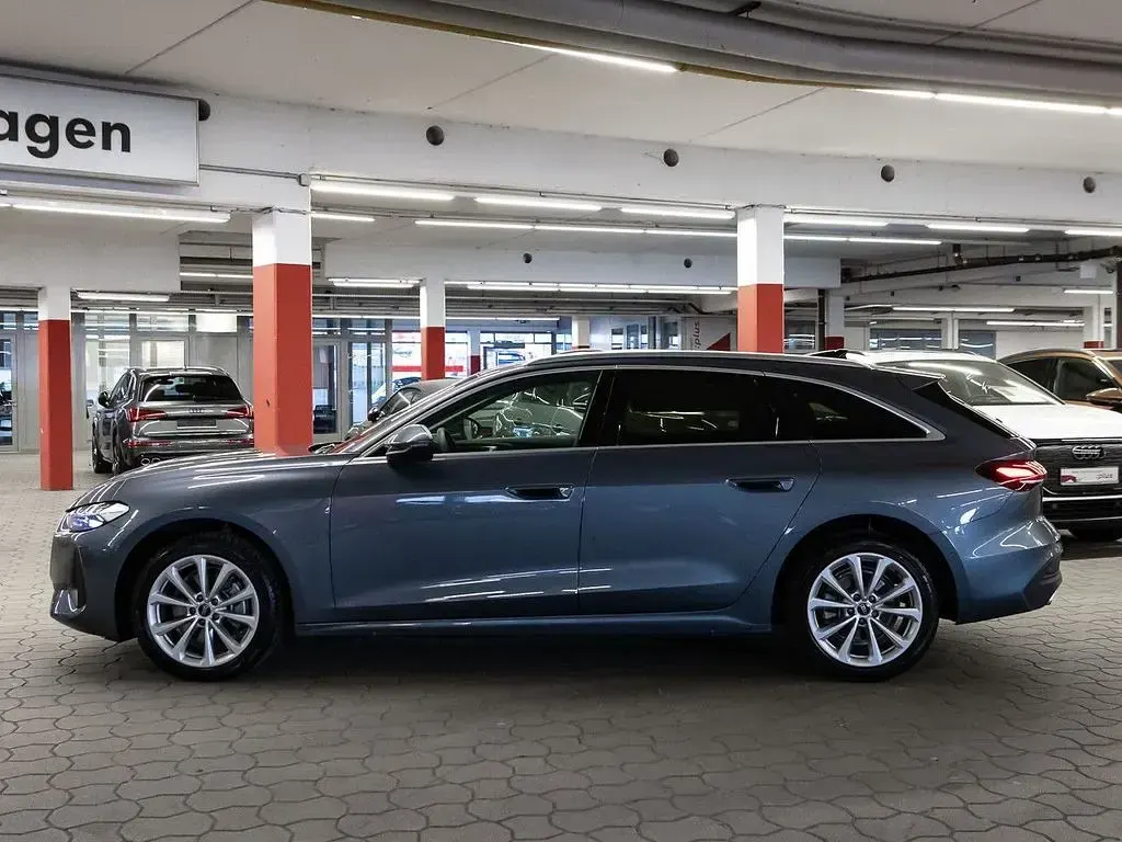 Gebraucht Audi A5 Performance 204 PS (150 kW) 2025 Horizontblau metallic Kombi