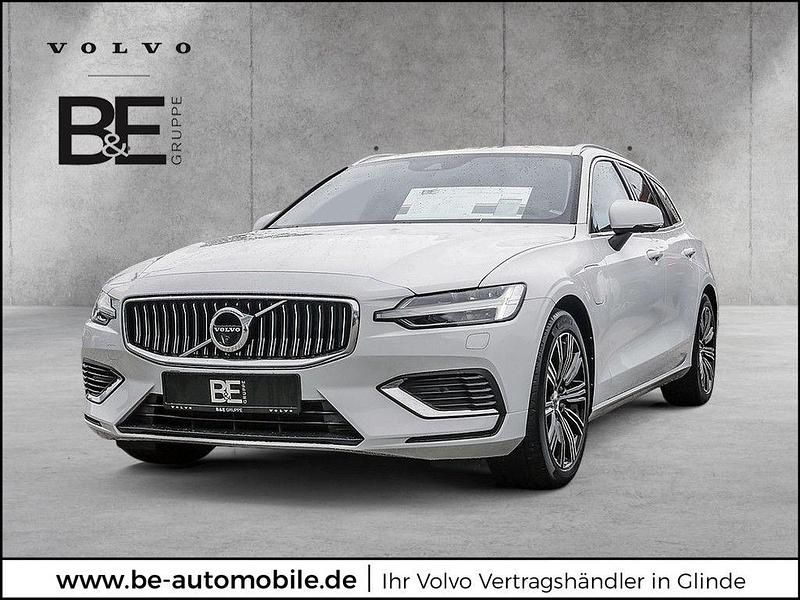Weiß Gebraucht 2021 Volvo V60 Inscription Kombi | 31.350 € (Fairer Preis) - Bild 1/4
