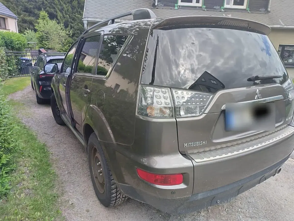 Gebraucht Mitsubishi Outlander Invite 177 PS (130 kW) 2012 SUV