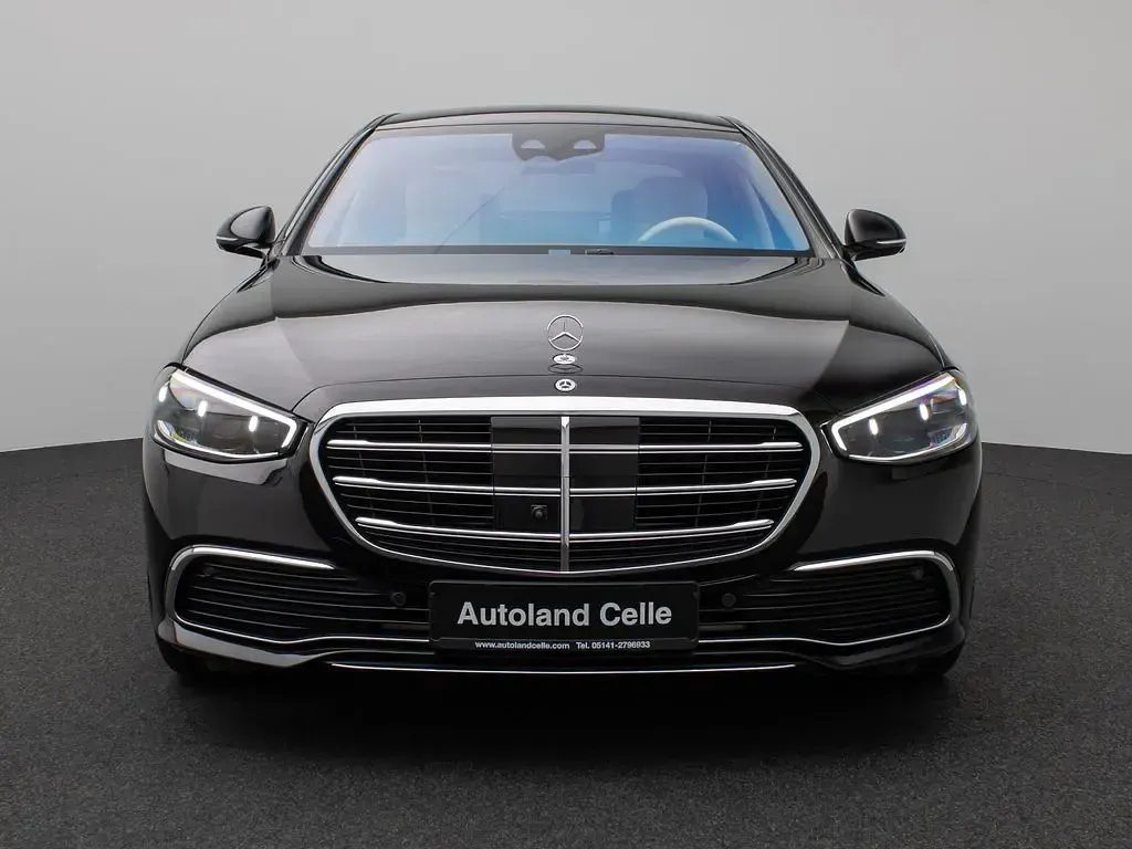 Gebraucht Mercedes S400 330 PS (242 kW) 2023 Obsidian schwarz metallic Limousine