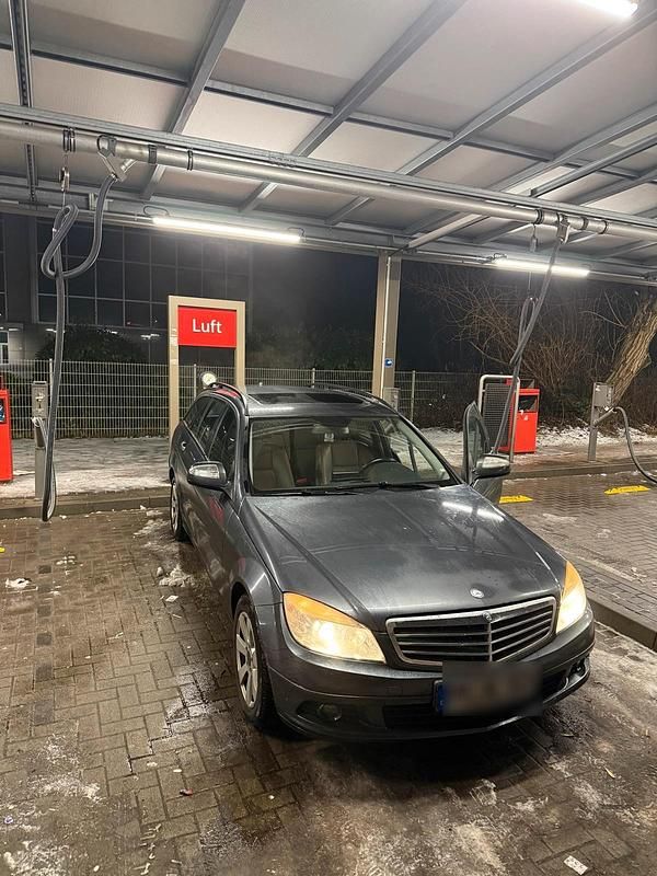 Gebraucht Mercedes C280 231 PS (169 kW) 2008 Grau Kombi