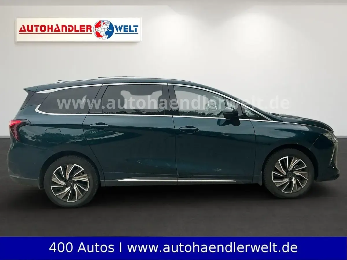 Gebraucht DFSK Forthing 4 177 PS (130 kW) 2024 Grau Van / Kleinbus