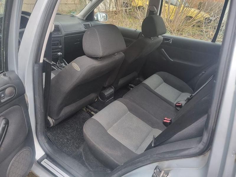 Gebraucht VW Golf IV 105 PS (77 kW) 2004 Grau Limousine