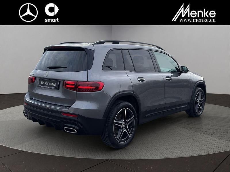 Gebraucht Mercedes GLB200 AMG Line Premium Plus 163 PS (119 kW) 2025 Metalliclack mountaingrau SUV