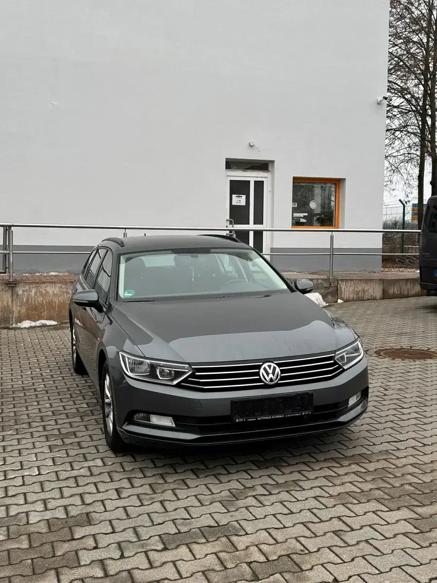Gebraucht VW Passat 150 PS (110 kW) 2016 Grau Kombi