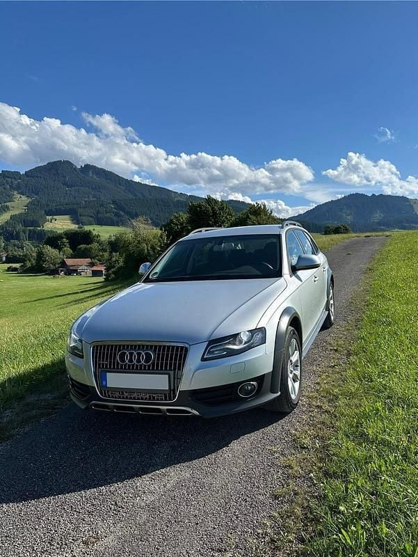 Grau Gebraucht 2010 Audi A4 Allroad Kombi | 13.000 € (Fairer Preis) - Bild 1/4