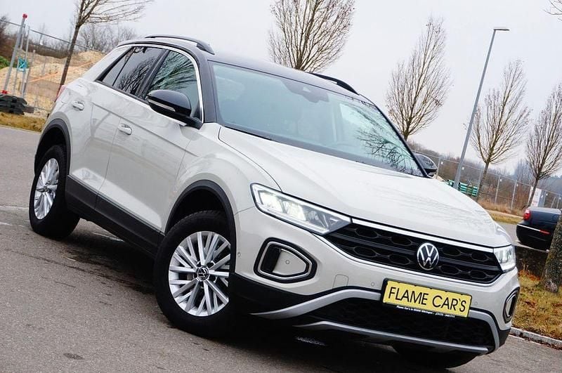 Gebraucht VW T-Roc Life 150 PS (110 kW) 2023 Grau SUV