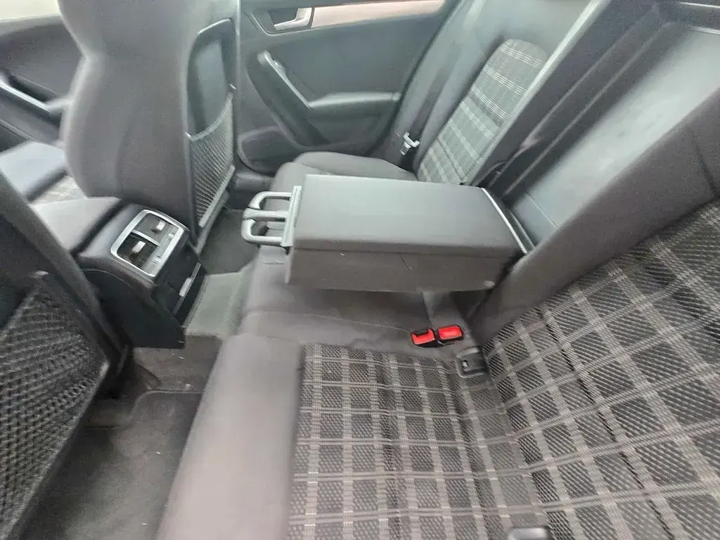 Gebraucht Audi A4 Ambition 150 PS (110 kW) 2013 Schwarz Kombi