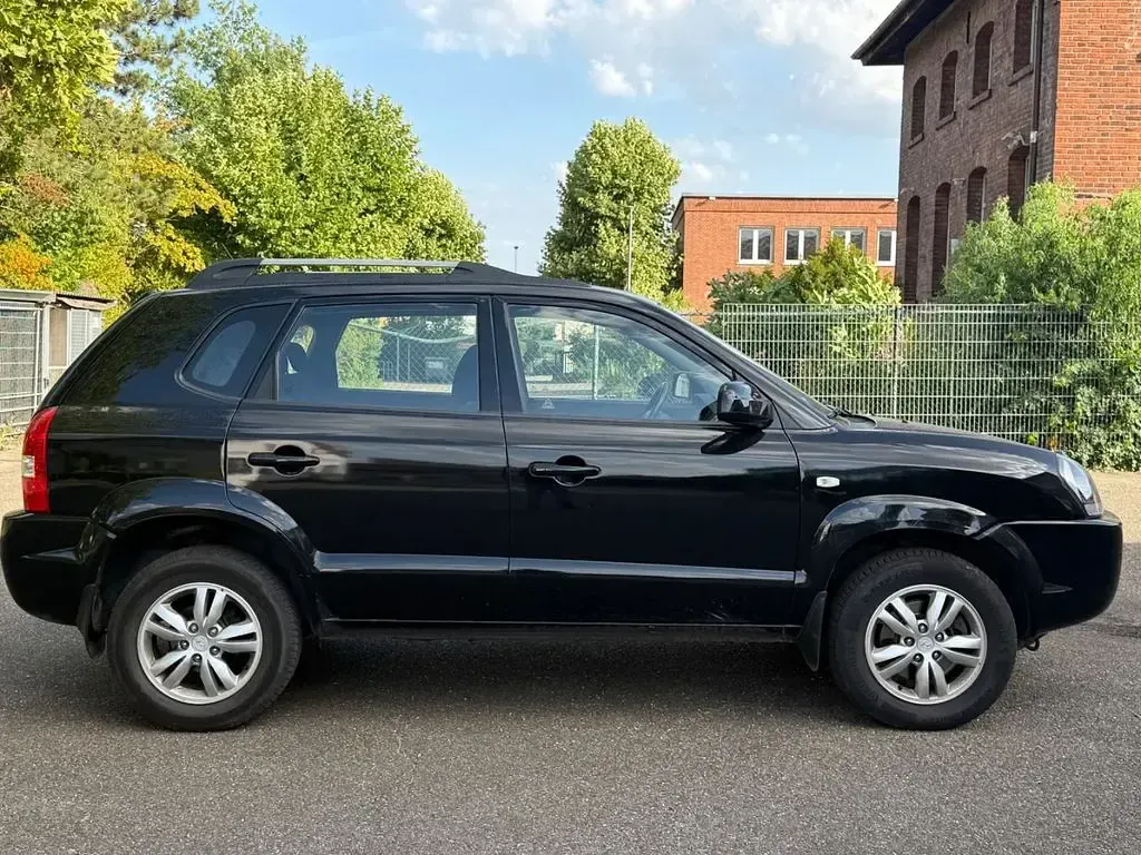 Gebraucht Hyundai Tucson Edition+ 141 PS (103 kW) 2009 Schwarz SUV