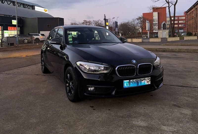 Gebraucht BMW 118 Advantage 136 PS (100 kW) 2017 Schwarz Kleinwagen
