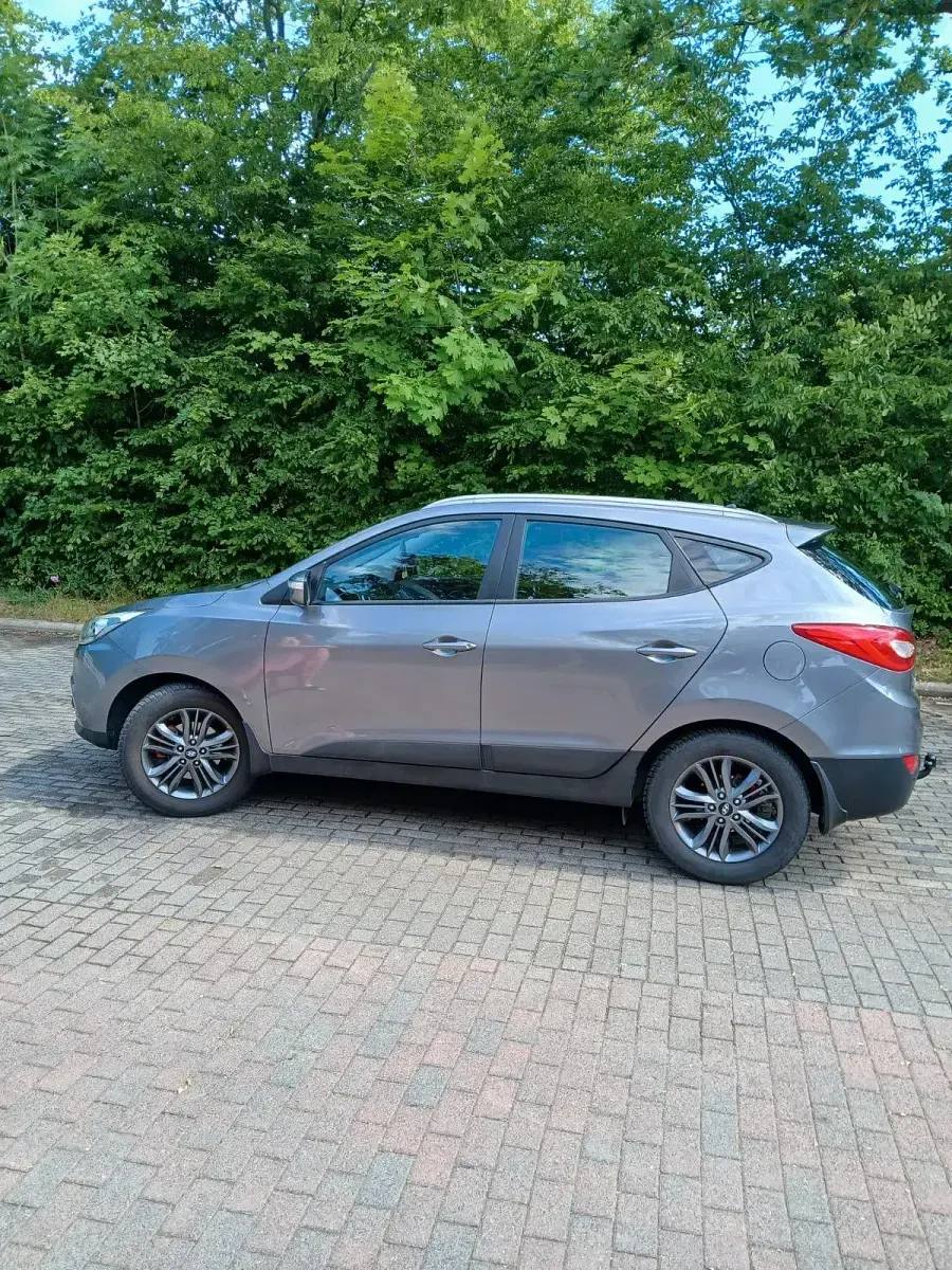 Gebraucht Hyundai ix35 135 PS (99 kW) 2014 Grau SUV