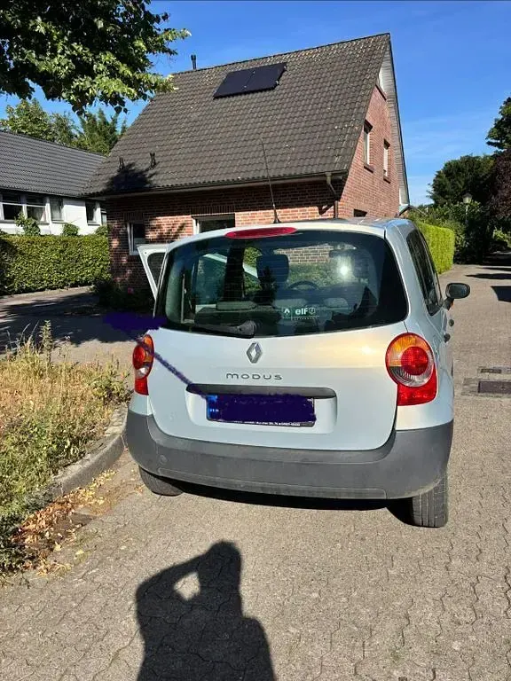 Gebraucht Renault Modus 75 PS (55 kW) 2005 Silber Van / Kleinbus