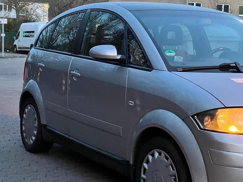 Gebraucht Audi A2 75 PS (55 kW) 2001 Silber Kleinwagen