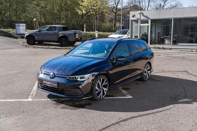 Gebraucht VW Golf VIII Style 131 PS (96 kW) 2024 Schwarz Kombi