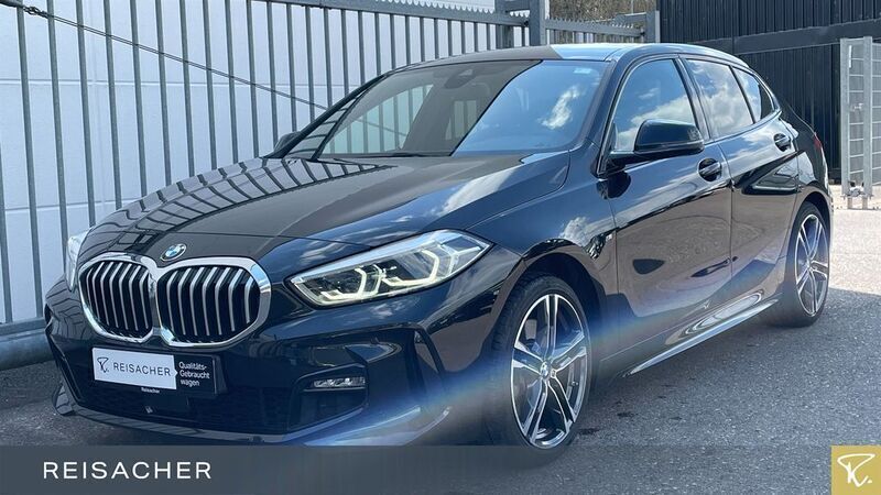 Saphirschwarz Gebraucht 2022 BMW 120 Shadowline Kleinwagen | 28.499 € (Fairer Preis) - Bild 1/4