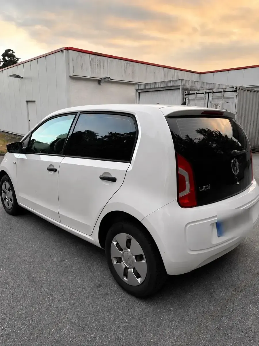 Gebraucht VW up! 60 PS (44 kW) 2016 Weiß Kleinwagen