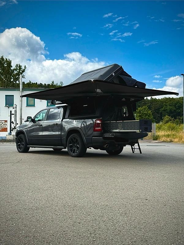 Gebraucht RAM 1500 401 PS (294 kW) 2021 Grau Abholung