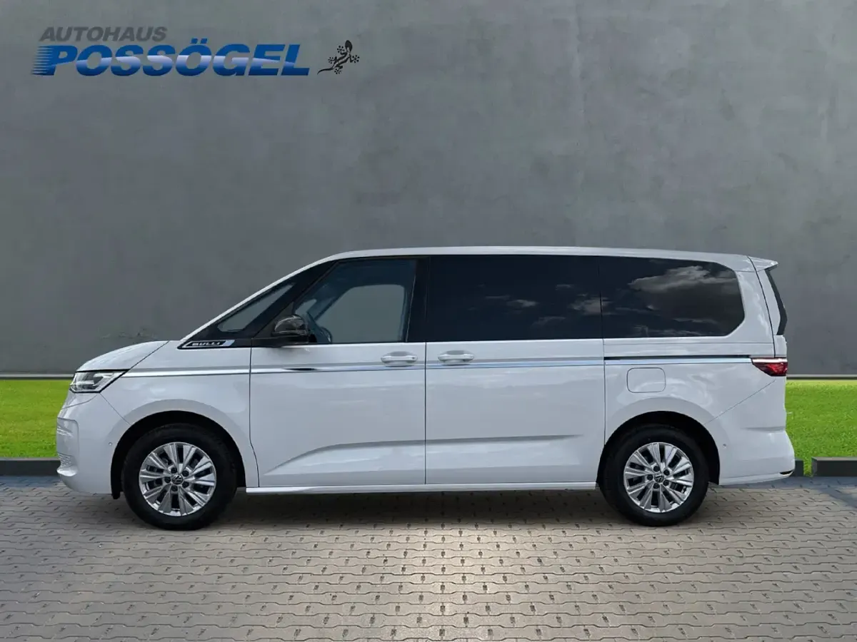 Usado VW Multivan Style 150 HP (110 kW) 2024 Andere Monovolume