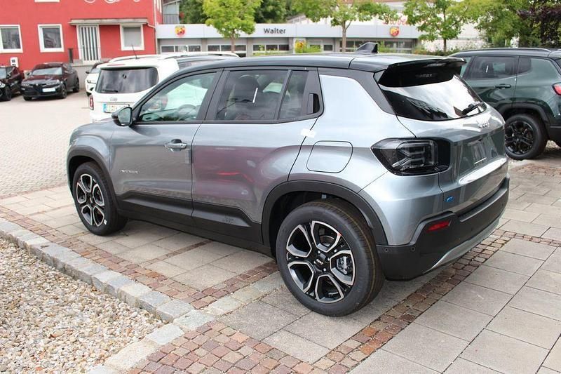 Grau Neu 2025 Jeep Avenger EV Summit SUV | 37.200 € (Fairer Preis) - Bild 1/4