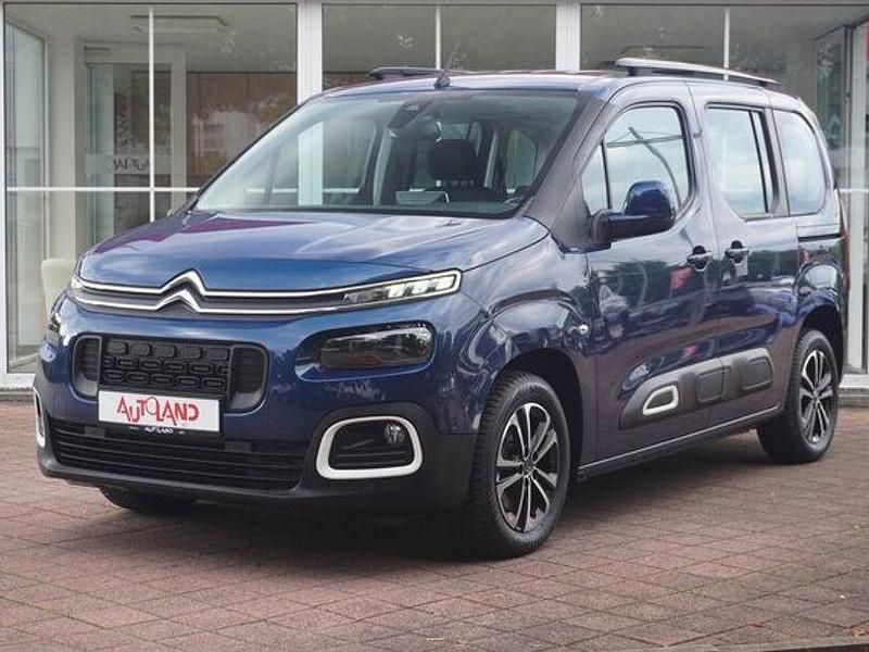 Blau Gebraucht 2019 Citroën Berlingo Feel Van / Kleinbus | 19.950 € (Etwas zu teuer) - Bild 1/4