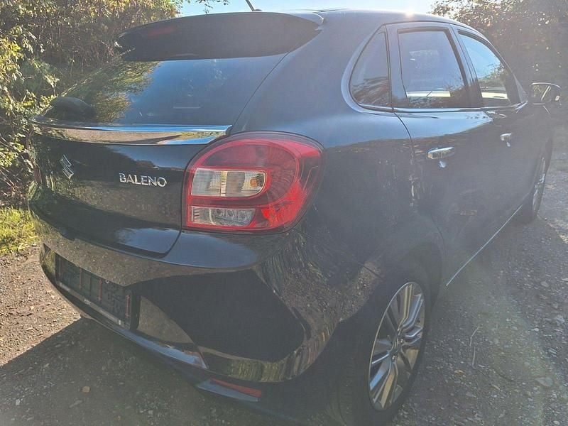 Gebraucht Suzuki Baleno Basic 112 PS (82 kW) 2017 Schwarz Kleinwagen