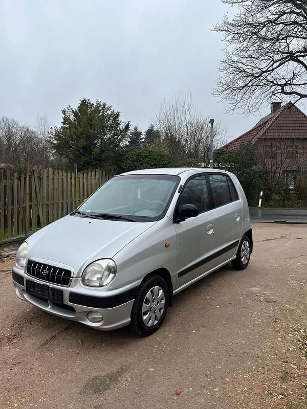 Gebraucht Hyundai Atos 54 PS (39 kW) 2000 Silber Kleinwagen