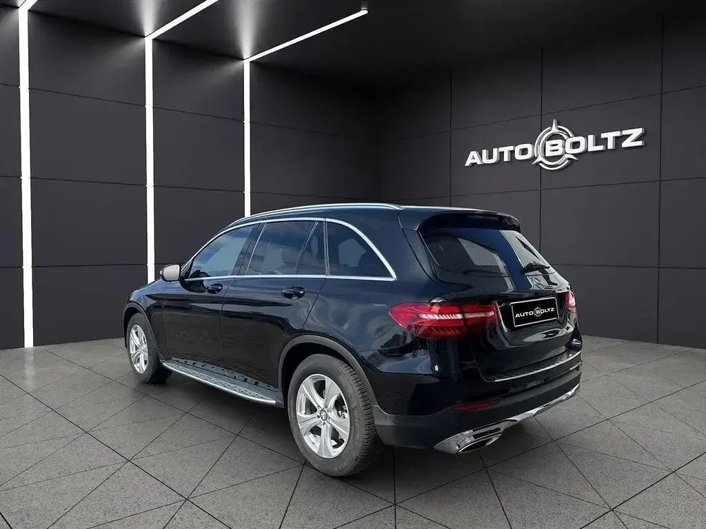 Gebraucht Mercedes GLC250 211 PS (155 kW) 2015 Schwarz SUV