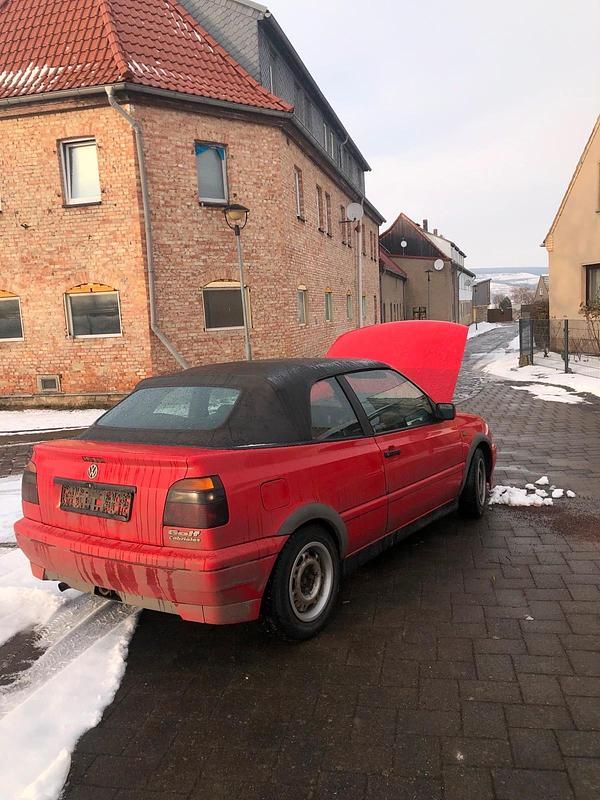 Gebraucht VW Golf Cabriolet 90 PS (66 kW) 1997 Rot Cabrio