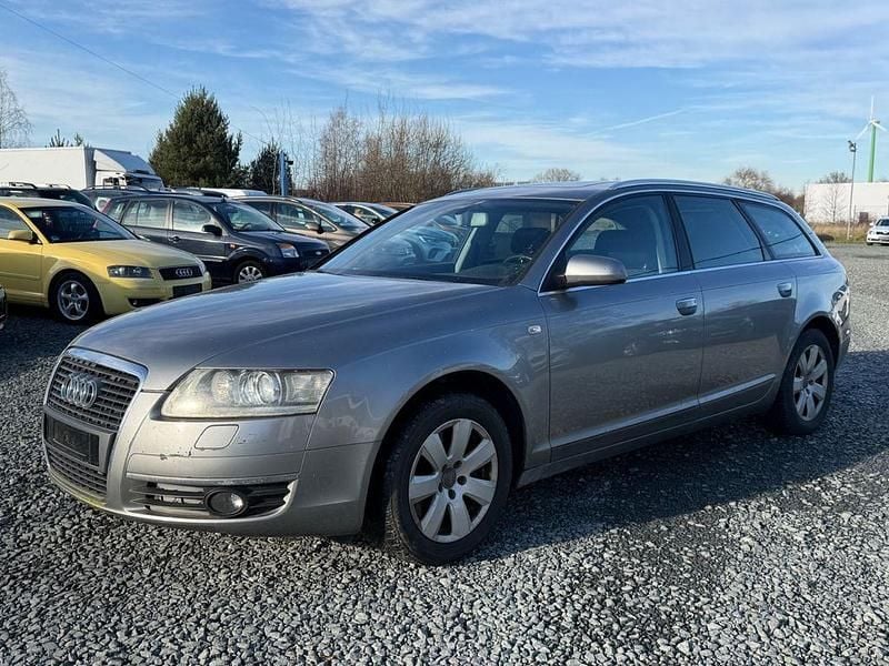 Grau Gebraucht 2005 Audi A6 Comfort Kombi | 2.999 € (Guter Preis) - Bild 1/4