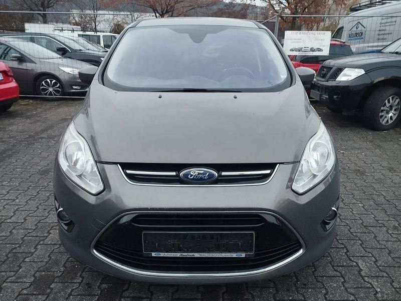 Gebraucht Ford Grand C-Max Titanium 125 PS (91 kW) 2014 Braun Van / Kleinbus