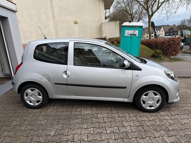 Gebraucht Renault Twingo 76 PS (55 kW) 2009 Grau Kleinwagen