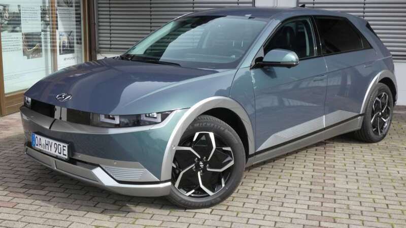 Digital teal Gebraucht 2023 Hyundai Ioniq 5 SUV | 34.500 € (Teuer) - Bild 1/4