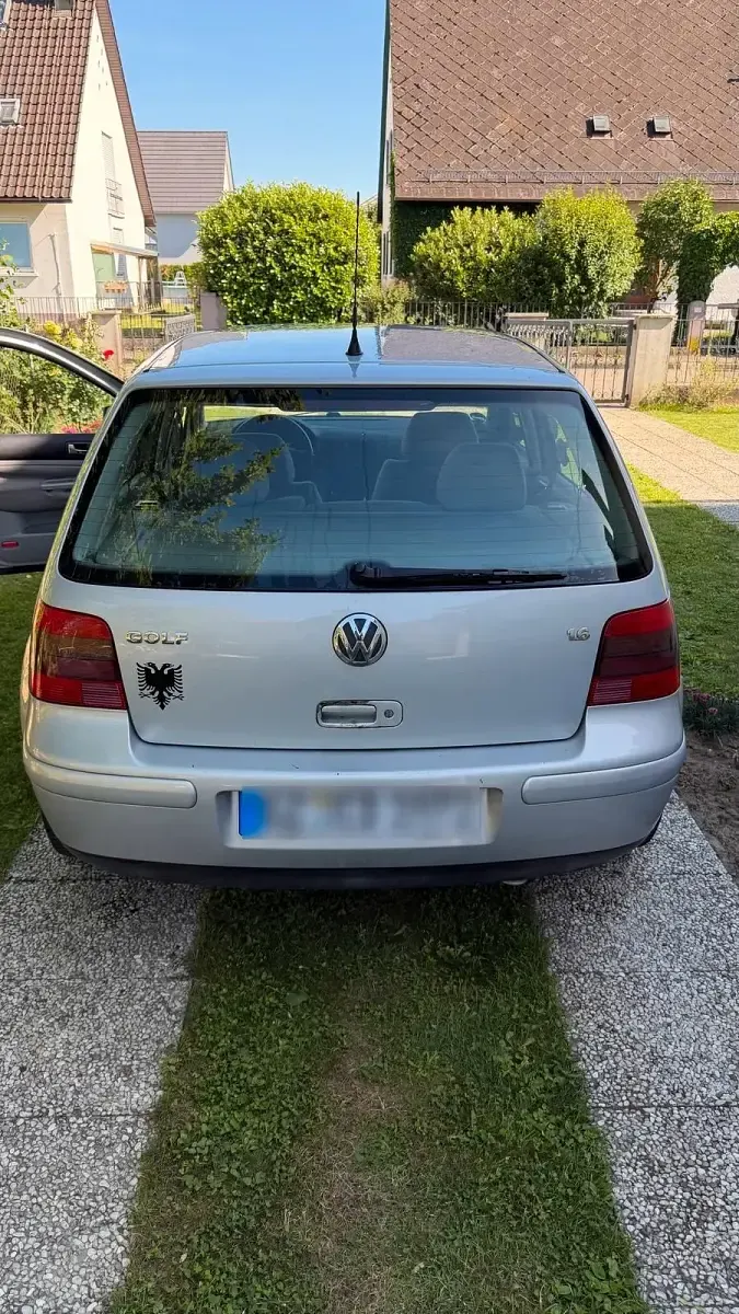 Gebraucht VW Golf IV 106 PS (77 kW) 2000 Silber Kleinwagen