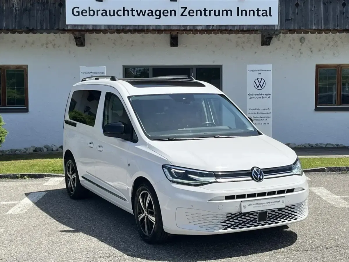 Gebraucht VW Caddy Style 114 PS (83 kW) 2022 Weiß Van / Kleinbus